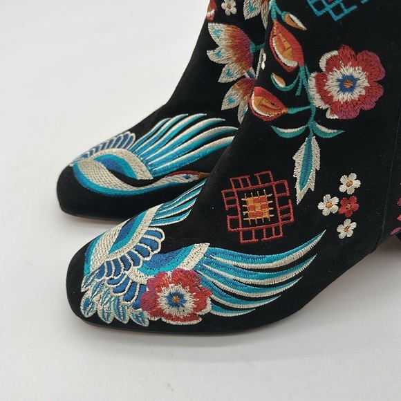 NEW JOHNNY WAS EMBROIDERED Boho Chic Devine Bootie Ankle Boots 40 M $348 - Picture 4 of 13